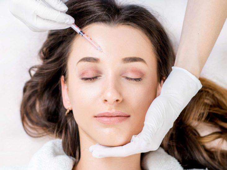 Benefits and risks of nose job and eyelid aesthetic surgery in Turkey